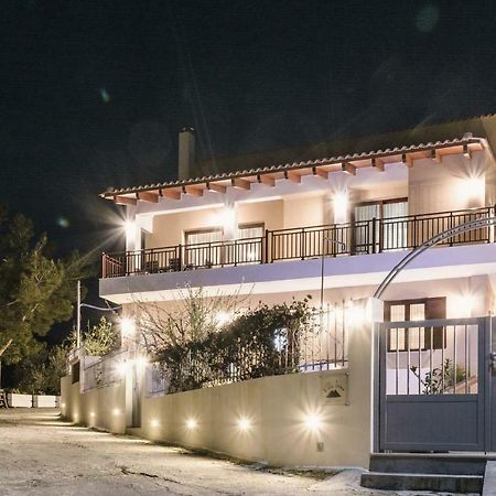 Villa Irina Míloi Exterior foto